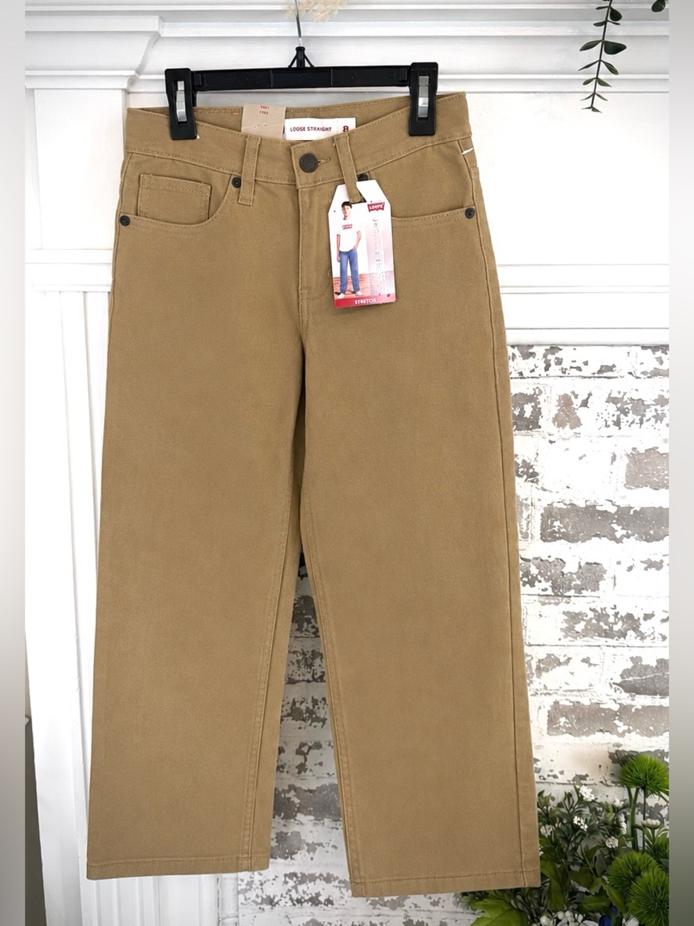 Boys Levis Tan Loose Straight Pants Size 8 NWT